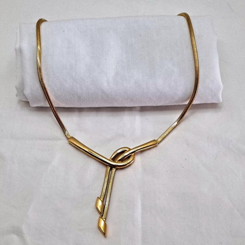 VINTAGE DESIGNER FASHION NECKLACE ~ LOVE KNOT LARIAT DROP DANGLE ~ MONET